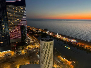 Alliance Palace Apartments On First Line